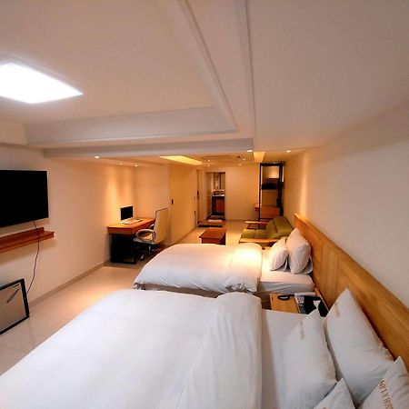 I.Y Hotel Suwon Eksteriør bilde