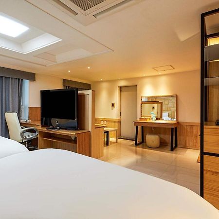 I.Y Hotel Suwon Eksteriør bilde