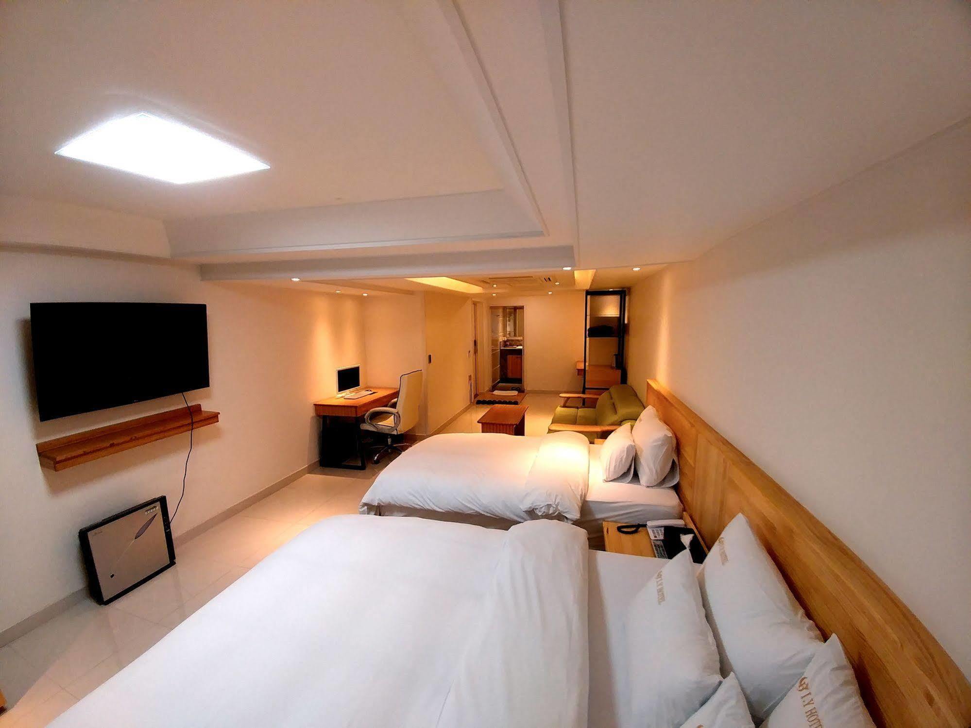 I.Y Hotel Suwon Eksteriør bilde