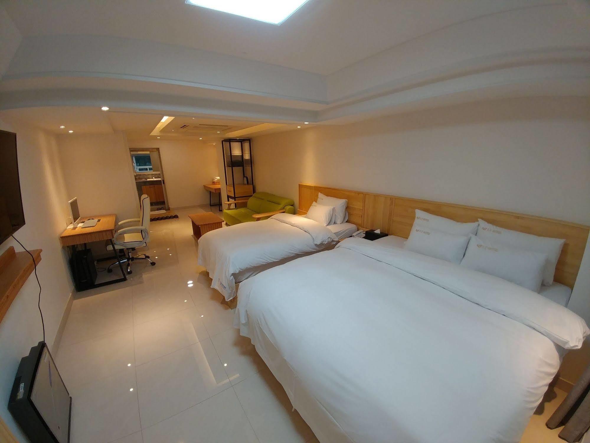 I.Y Hotel Suwon Eksteriør bilde