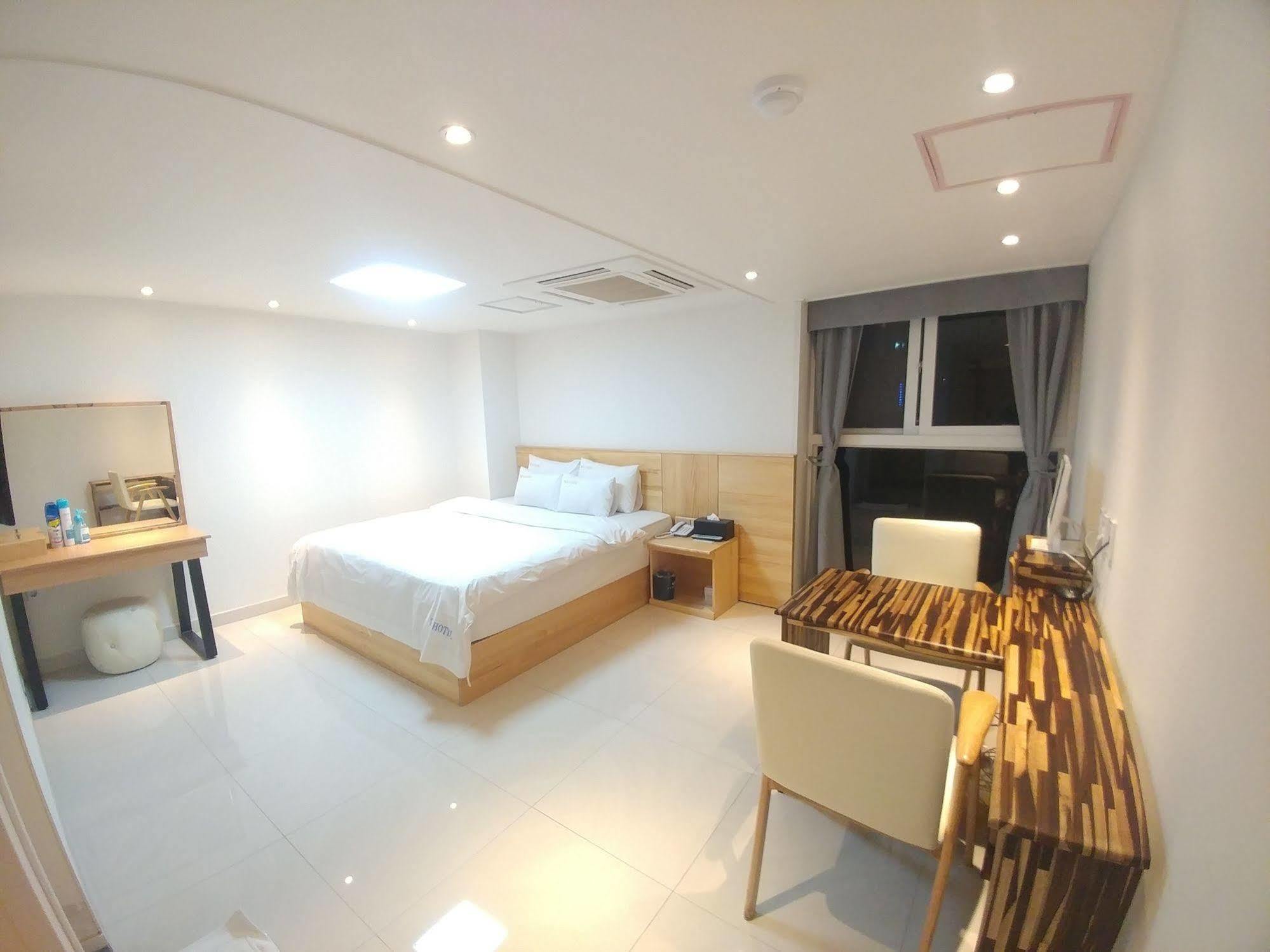 I.Y Hotel Suwon Eksteriør bilde