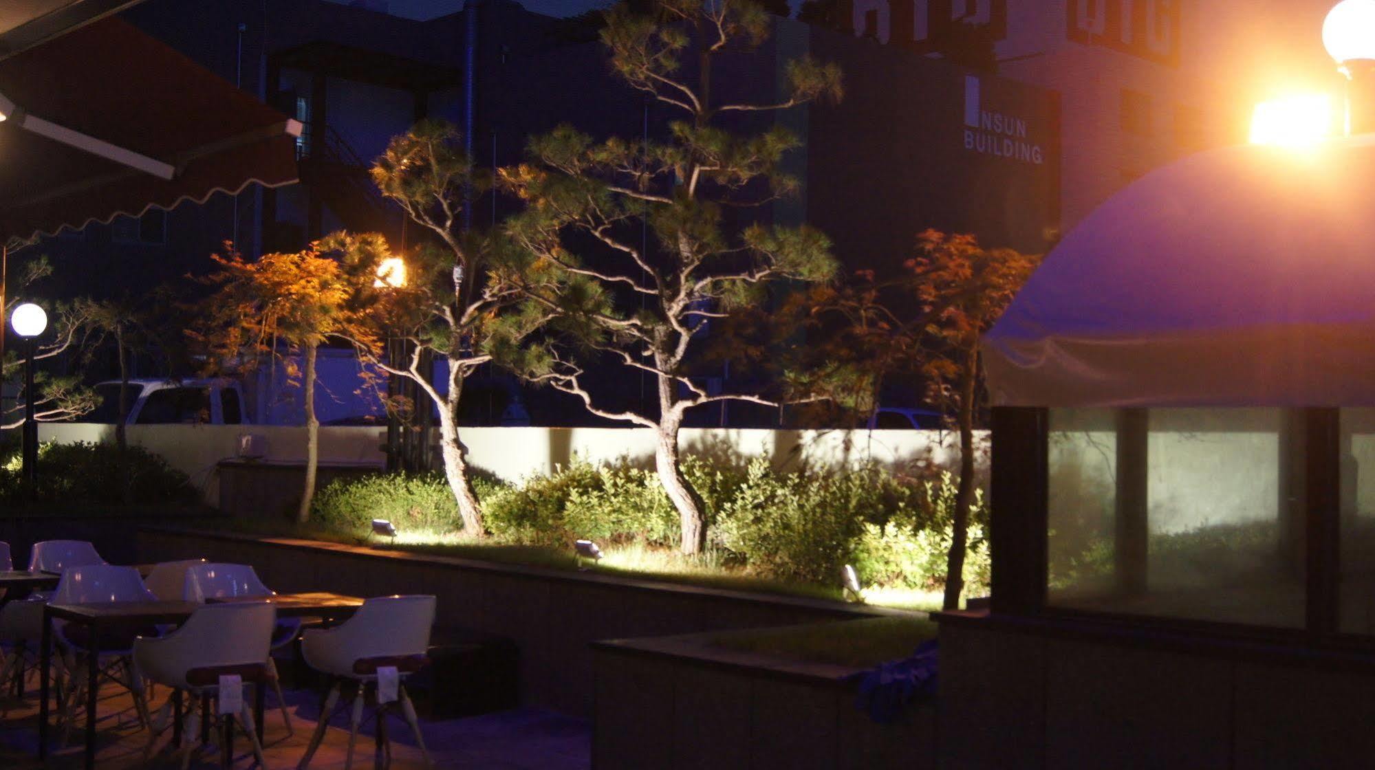 I.Y Hotel Suwon Eksteriør bilde