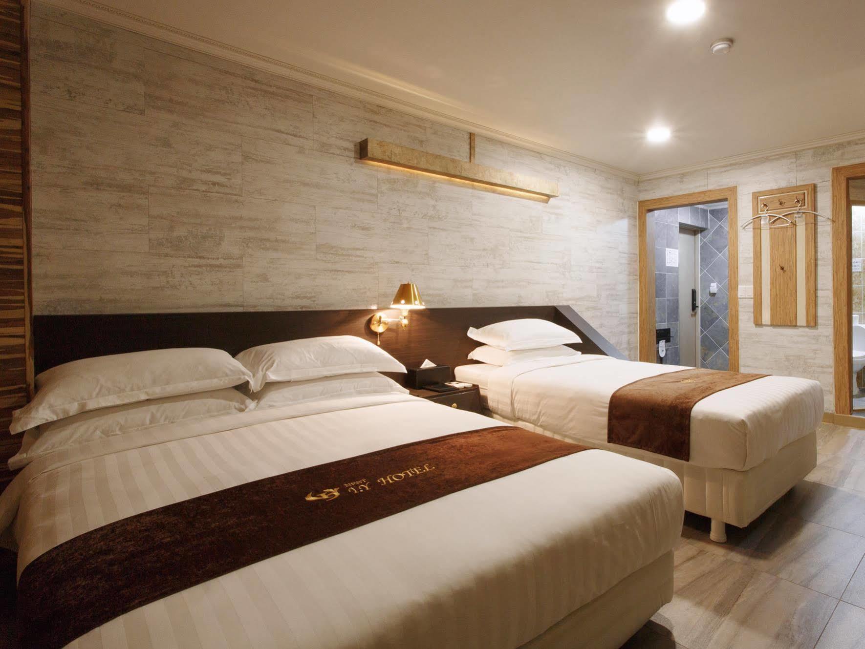 I.Y Hotel Suwon Eksteriør bilde