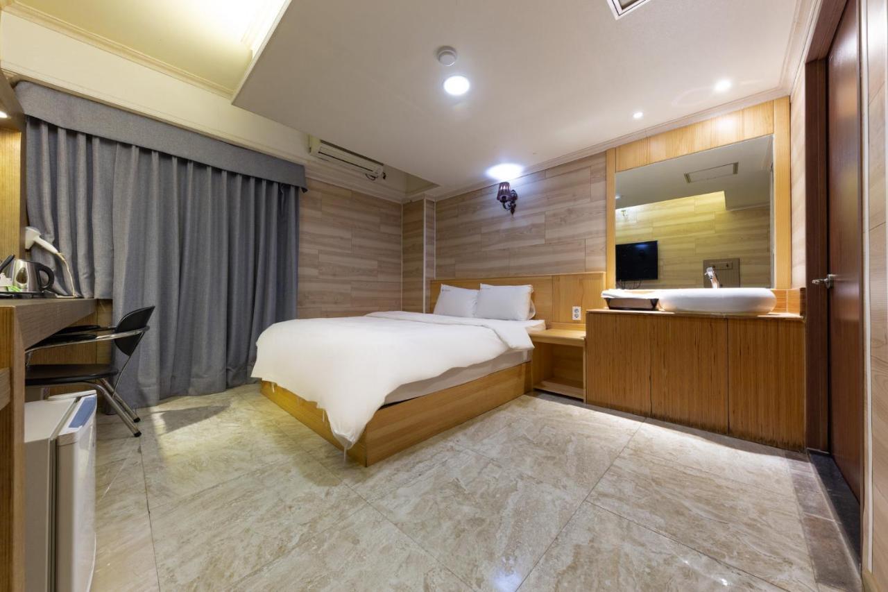I.Y Hotel Suwon Eksteriør bilde
